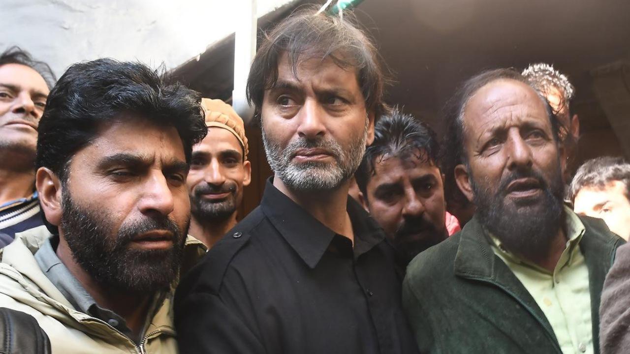 Delhi High Court issues notice to Kashmiri separatist Yasin Malik on NIA’s plea seeking his death penalty