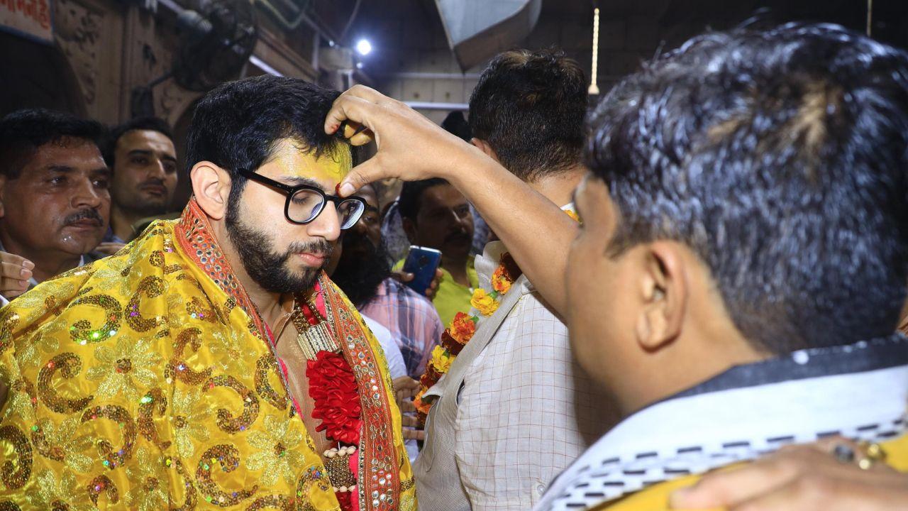 Beyond the Thakur Shyama Shyam temple, Thackeray and Chaturvedi also visited the principal deity of the Srikrishna Janmasthan and sought blessings at the Bankey Bihari temple, enhancing their spiritual tour in Mathura.