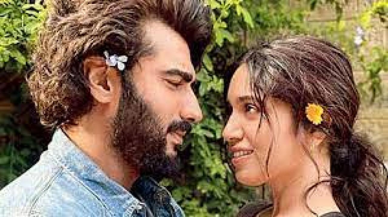 Director Ajay Bahl reacts to YouTuber's review of Arjun Kapoor & Bhumi's Lady Killer, says, 'The movie is incomplete'