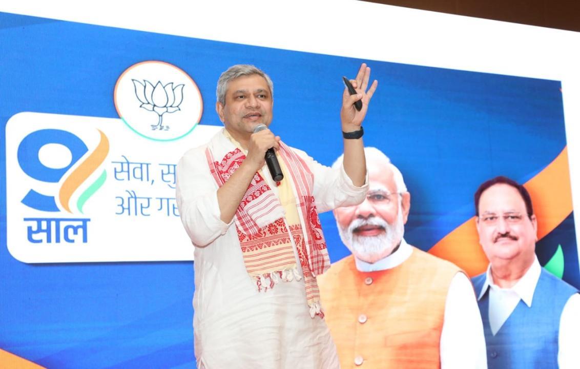 40,000 km of railway tracks electrified in last 9.5 years: Ashwini Vaishnaw