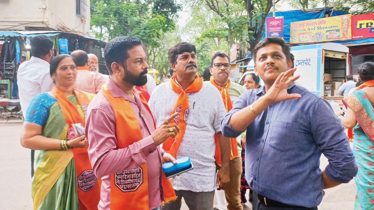 Mumbai: MNS issues warnings to shopkeepers in Bandra East
