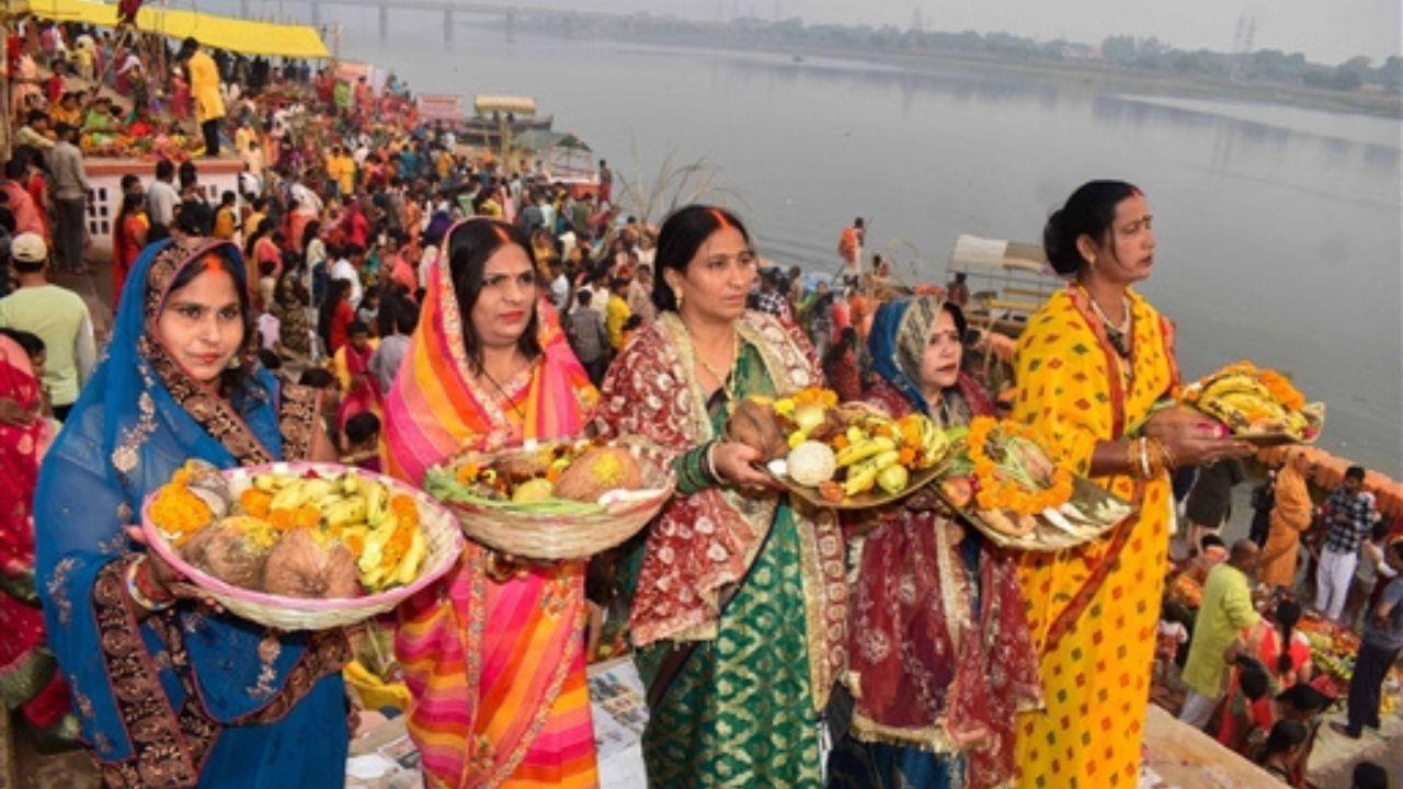 Participants shared their unwavering commitment to this age-old tradition, expressing their belief in the blessings and happiness bestowed by 