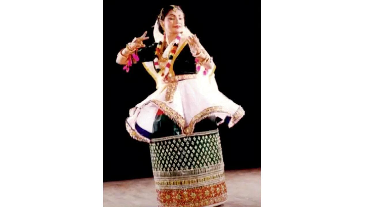 Salute the teacher with this classical dance performance in Matunga
