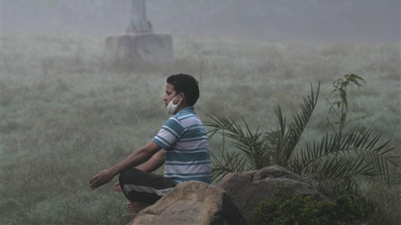 Air quality in Delhi severe again; farm fires major contributor