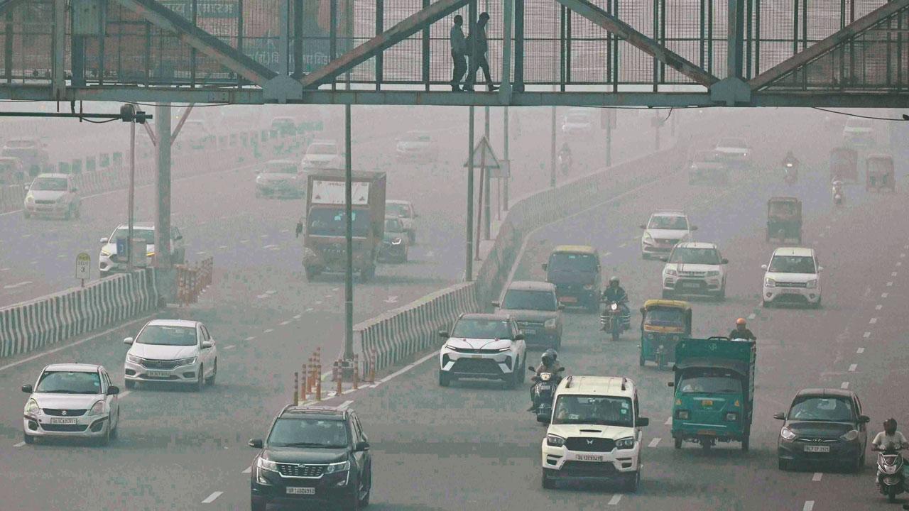 Amid worsening air quality, Delhi's RML Hospital to open special pollution OPD