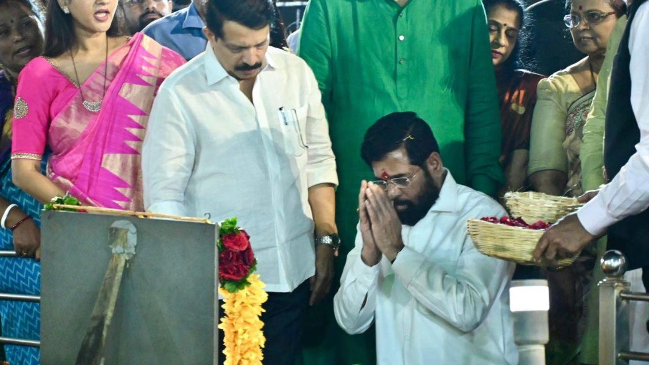 He was accompanied by MP Rahul Shewale, MP Prataprao Jadhav, MLA Sada Saravankar, MLA Prof. Manisha Kayande, Shiv Sena Spokesperson Kiran Pavaskar and all office bearers and activists of Shiv Sena. 
