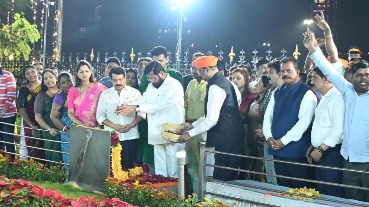 However, after his visit, a scuffle broke out between the Sena faction led by him and Uddhav Thackeray.
