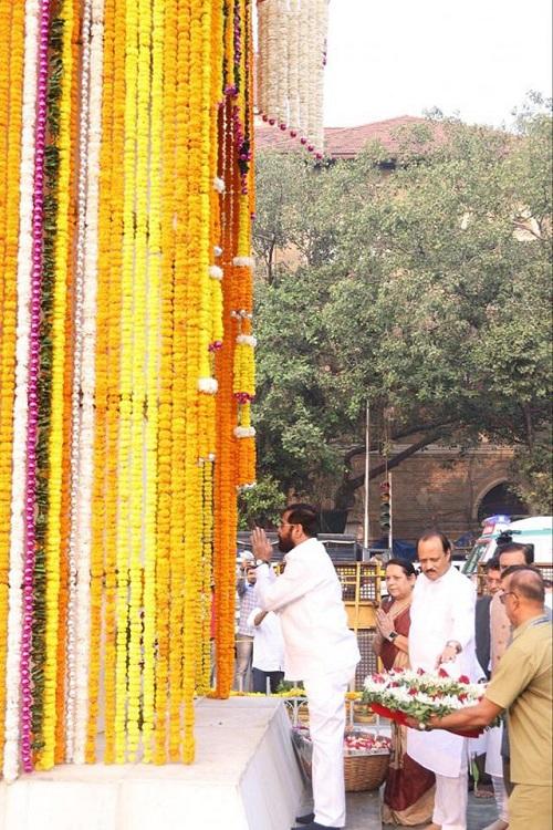 The Hutatma Chowk (Martyrs' Square) memorial in south Mumbai commemorates the 107 persons killed in police firings during the movement for the creation of Maharashtra state in 1955-56