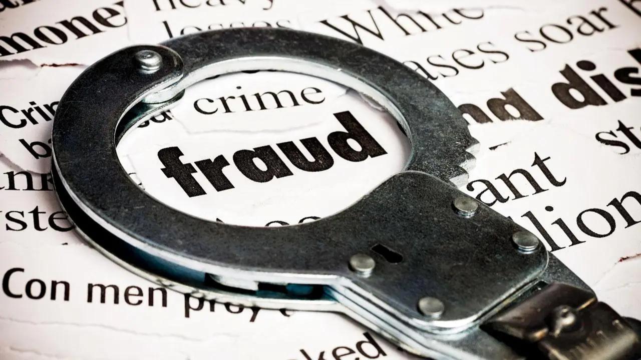 Thane resident falls victim to reward points fraud, loses Rs 50,000