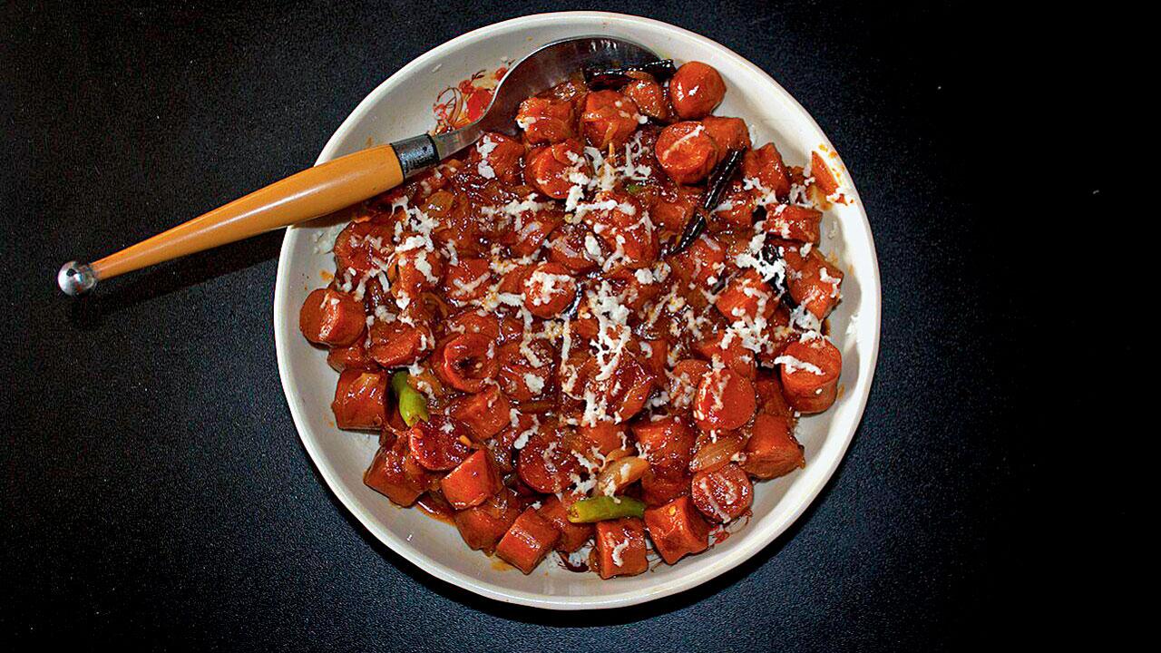 Fried sausage with cheese
