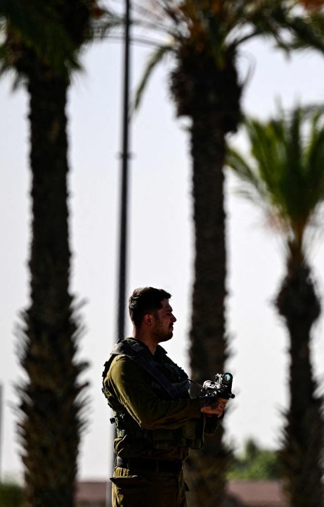4-day truce begins in Israel-Hamas war