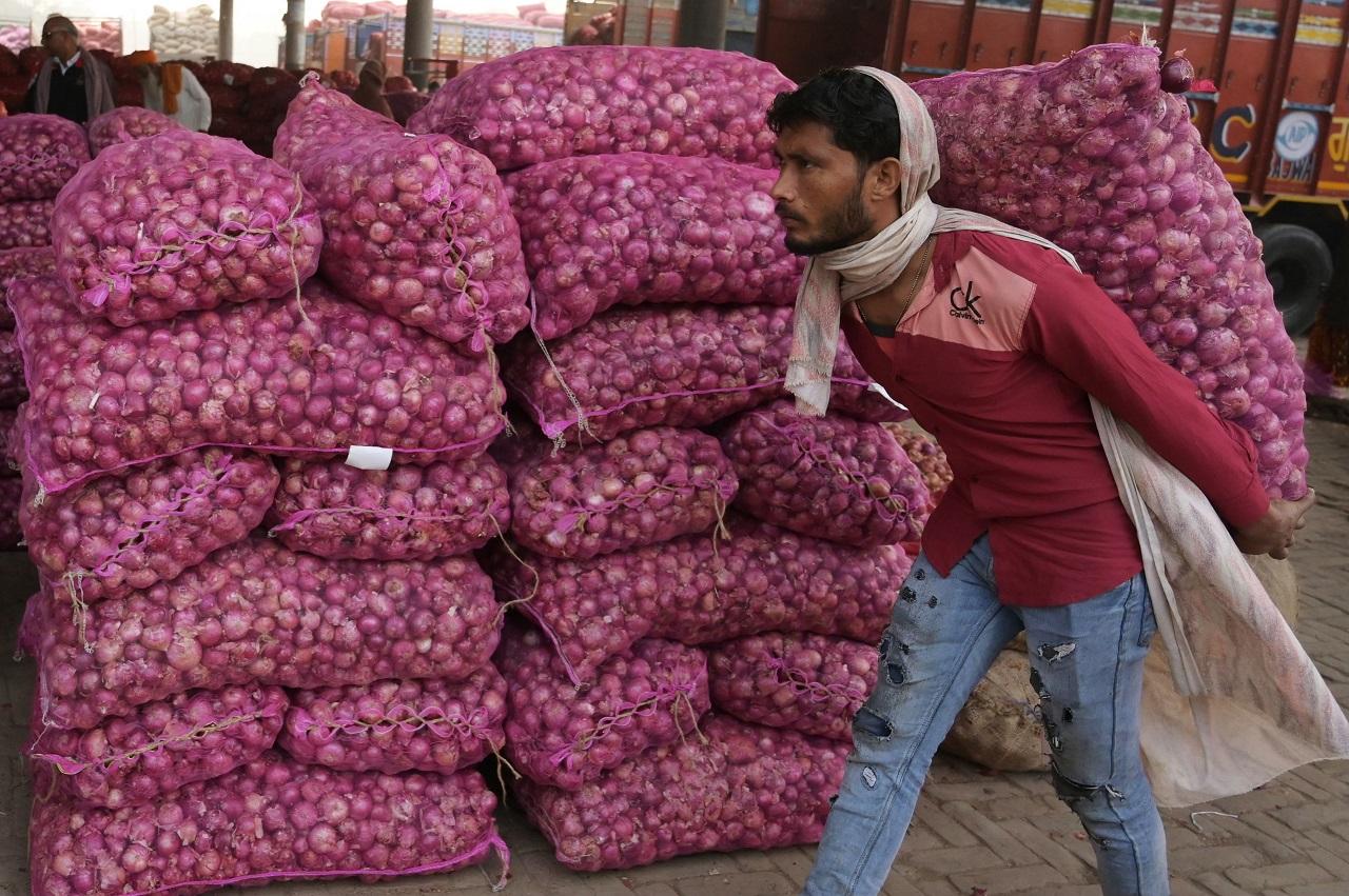 Retail prices are expected to follow a similar trend in the coming weeks