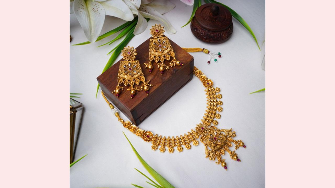 Diwali to Eid: Festive Jewelry Journey with Glamsutra's Founder