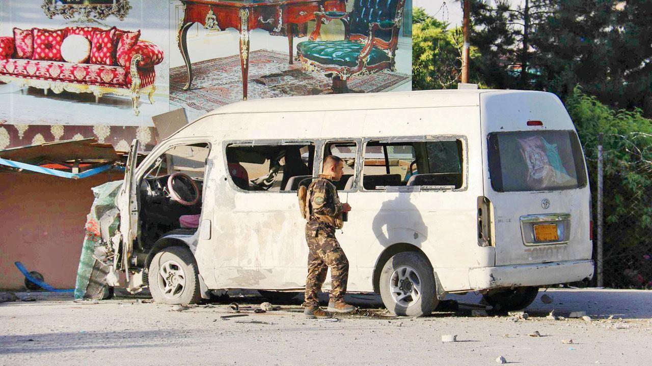 Bus explosion in Kabul kills seven, injures 20
