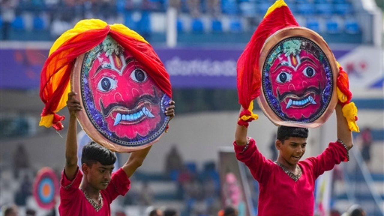 Karnataka Rajyotsava represents the unification of Kannadigas who were previously scattered across different regions. It is a celebration of Karnataka and its rich cultural heritage.