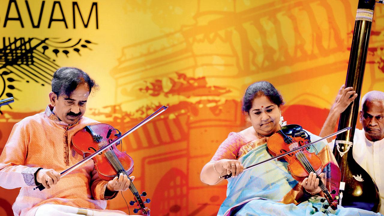 Lalgudi GJR Krishnan and Vijayalakshmi at a previous edition