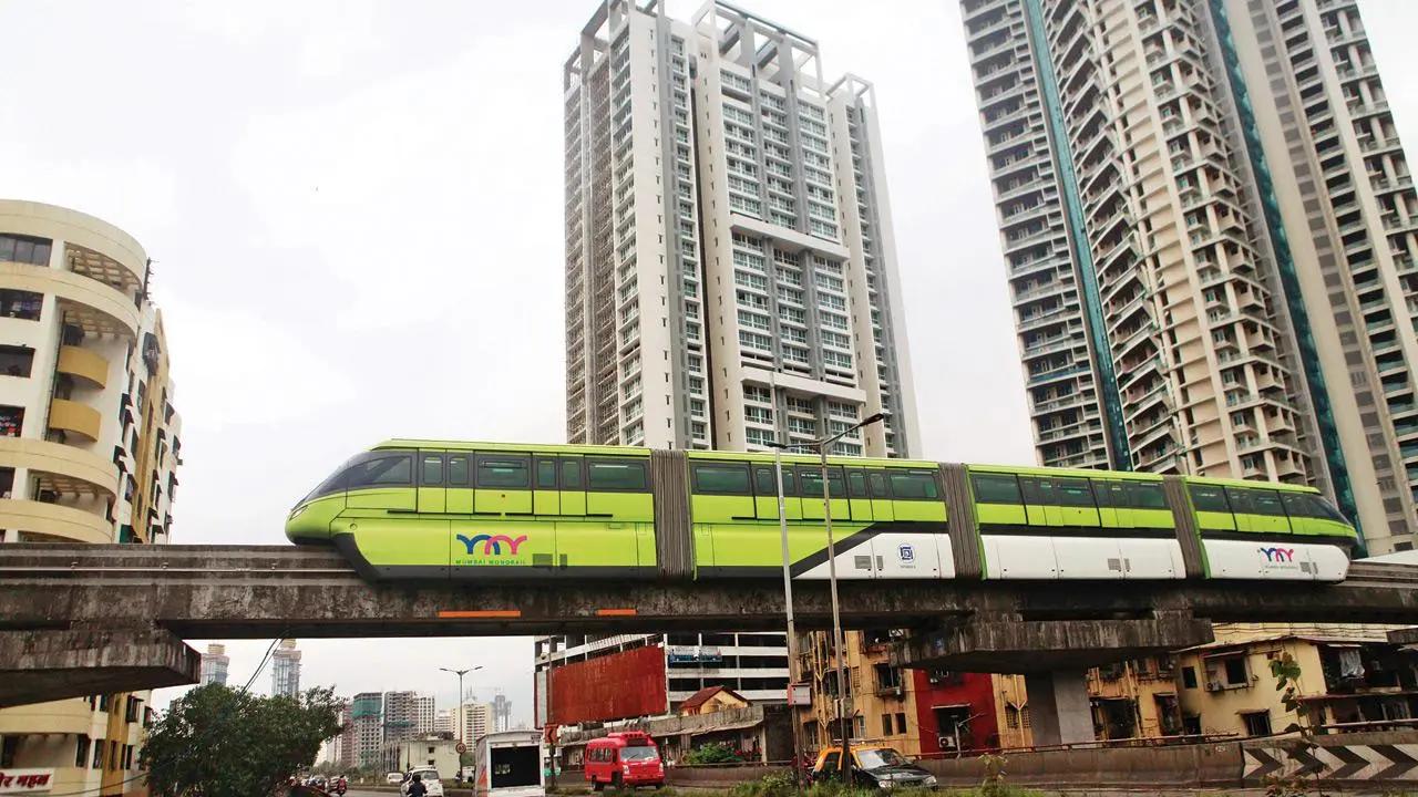 Mumbai: 'Crack’ in guideway hits monorail services