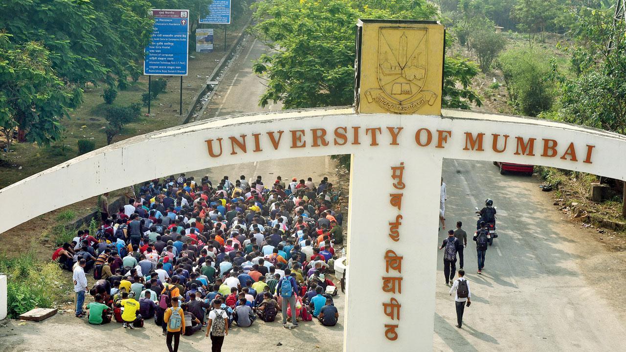 Mumbai University shifts voter registration online