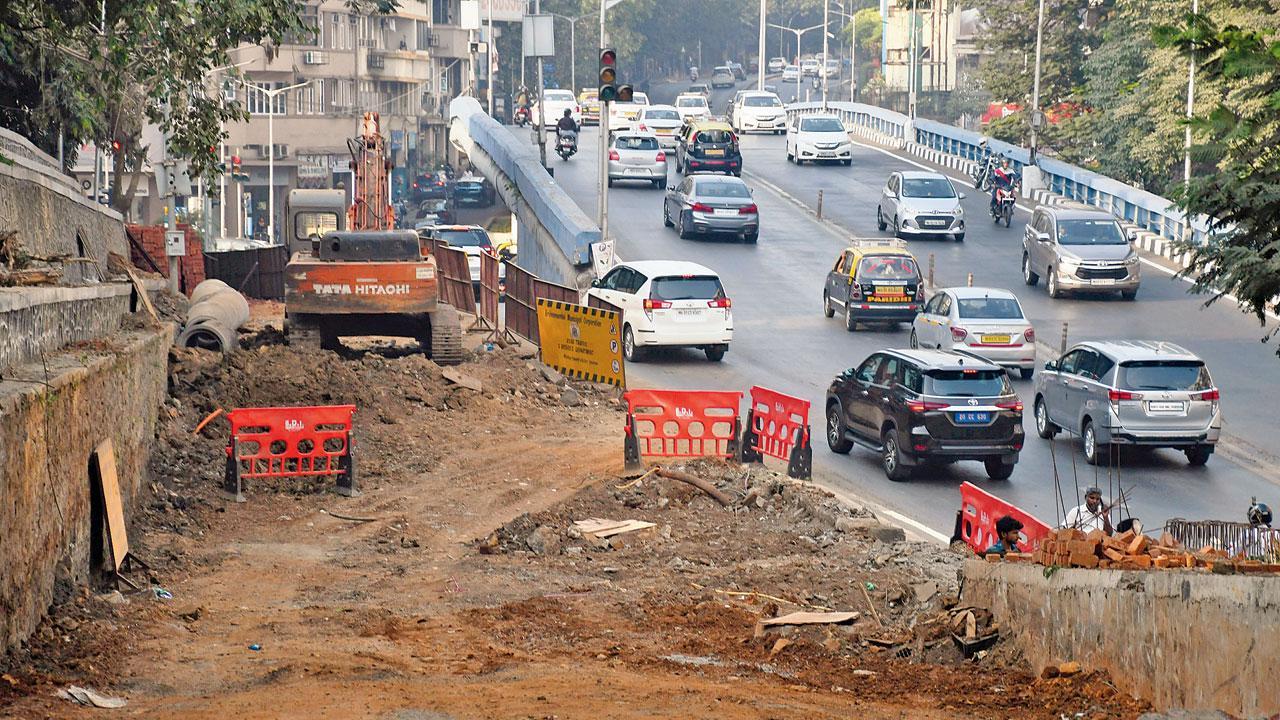 Mumbai civic body chief: Will get new road contractor for SoBo in 3 weeks