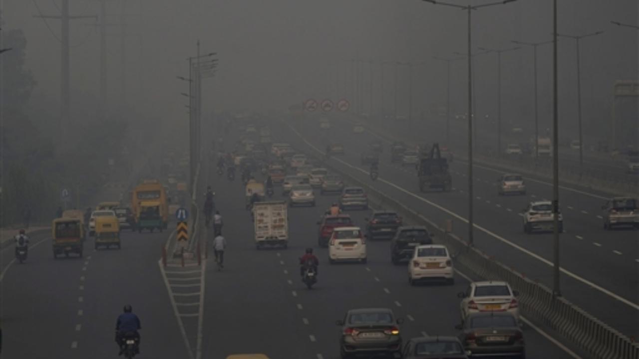 According to Central Pollution Control Board data, the overall Air Quality Index (AQI) of Ghaziabad stood at 224 at 9.30 am in the 'poor' category
