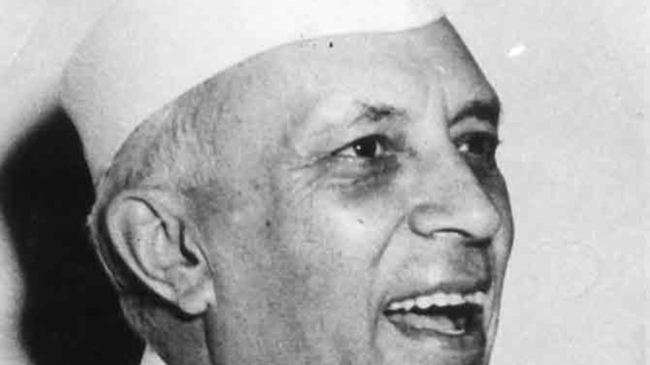 Remembering Jawaharlal Nehru on his birth anniversary; see rare pics