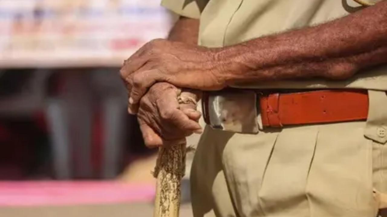 Navi Mumbai: 44-year-old architect booked for firing in air in Turbhe Navi Mumbai: 44-year-old architect booked for firing in air in Turbhe