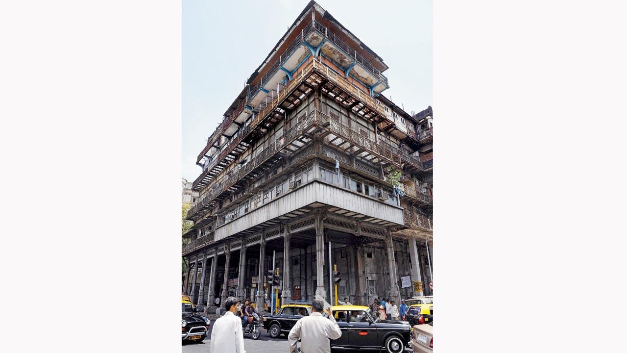 The Watson’s Esplanade Hotel in which is now under renovation, make an appearance in Anuradha Kumar’s The Kidnapping of Mark Twain. Pics/Getty Images