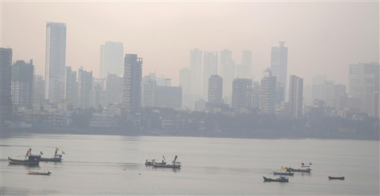 Mumbai: Air quality in 'moderate' category, AQI at 178