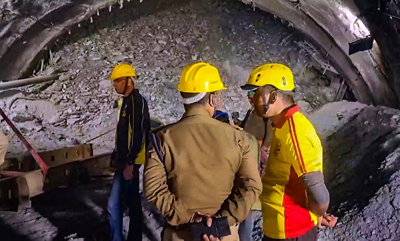 Even as relief and rescue operation continued on war footing, fresh debris falling from the roof of the tunnel are hampering the rescue work