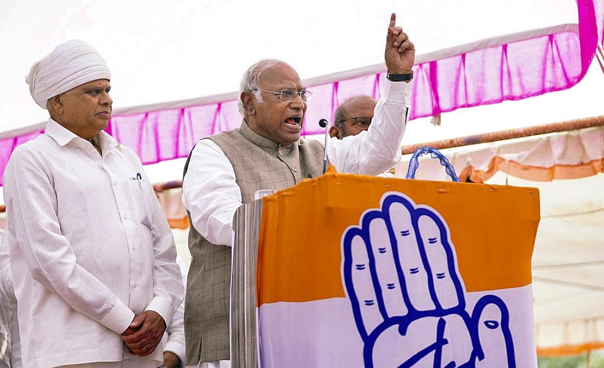 Congress gave the country big dams, green, white revolutions and premier institutions: Mallikarjun Kharge