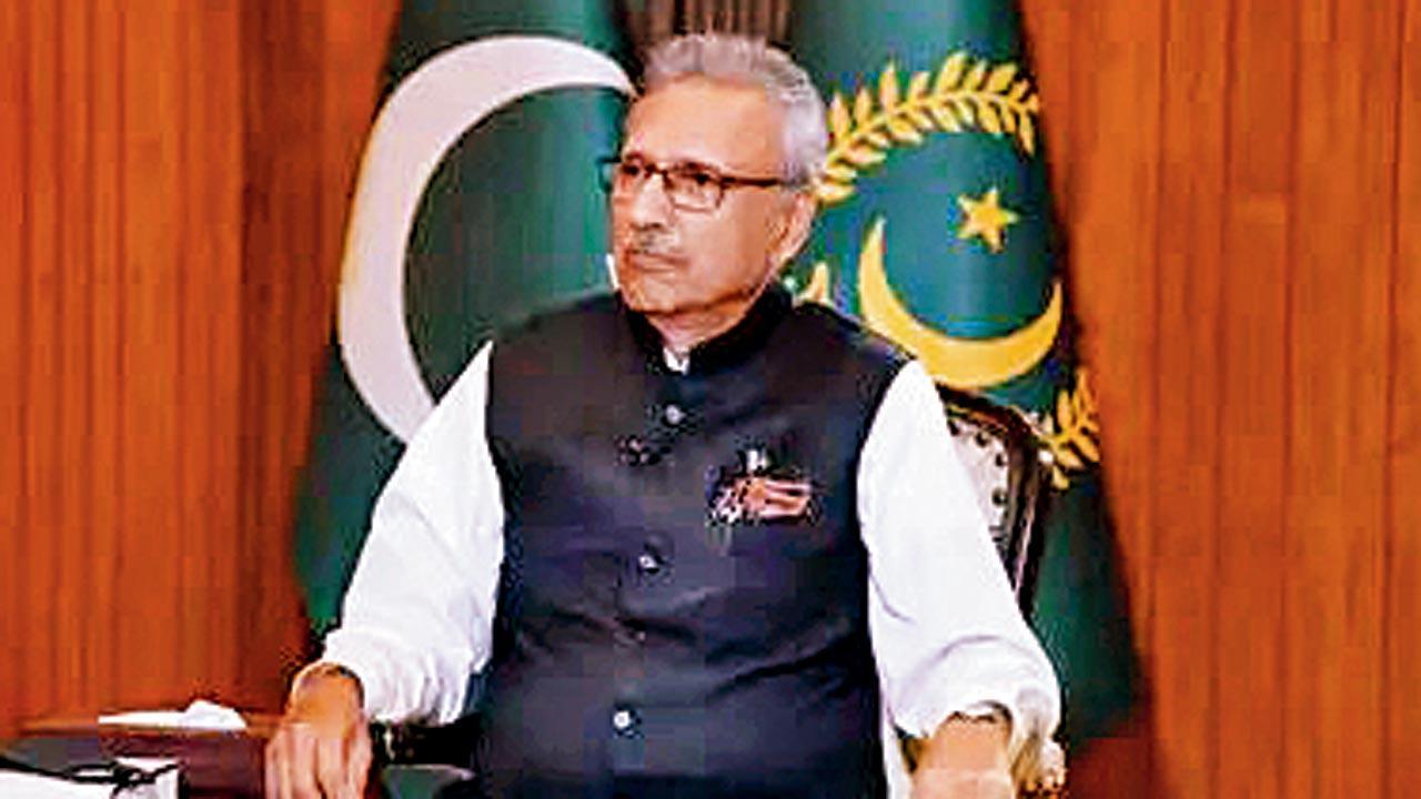 Pakistan SC moved seeking removal of President Alvi: Reports