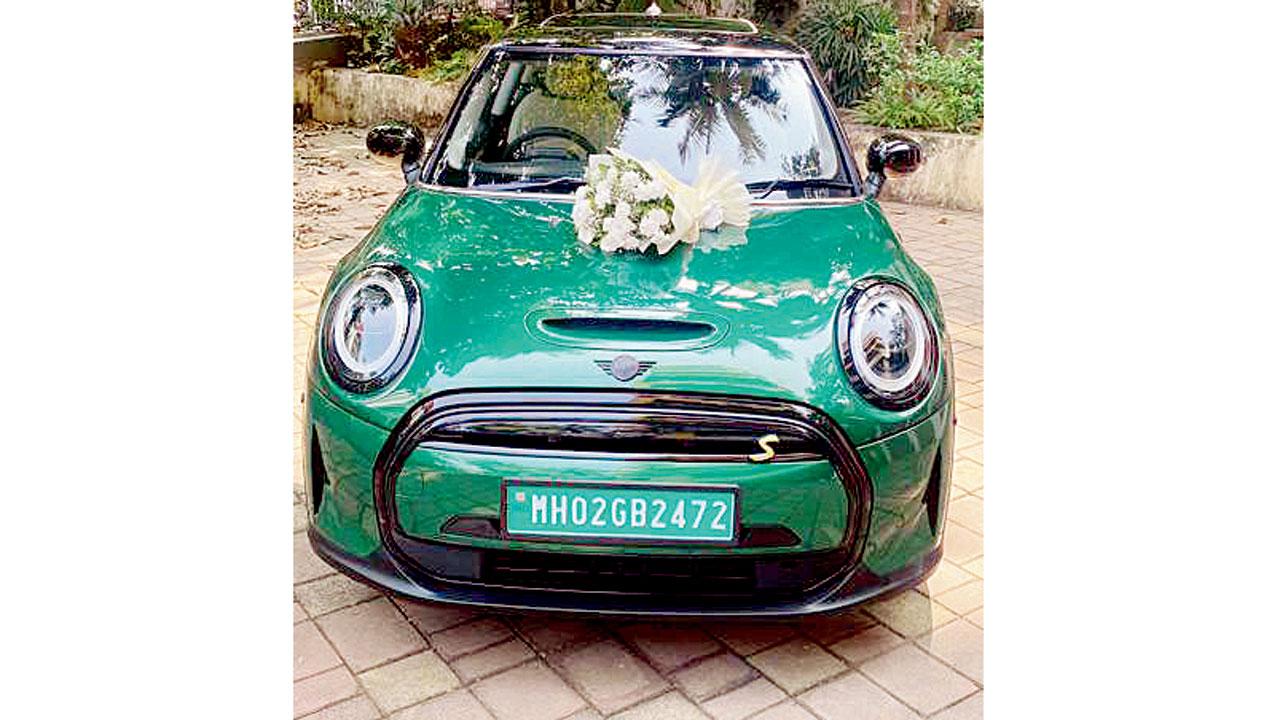 Pooja Bhatt’s new set of wheels was delivered on Tuesday