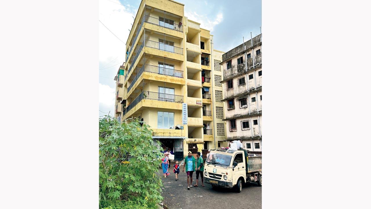 The alleged illegal building in Virar. Pics/Hanif Patel