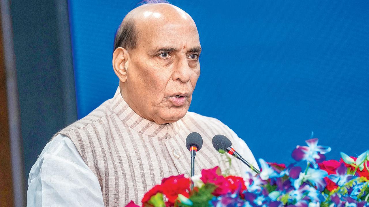 Rajnath approves maternity leave for women defence staff