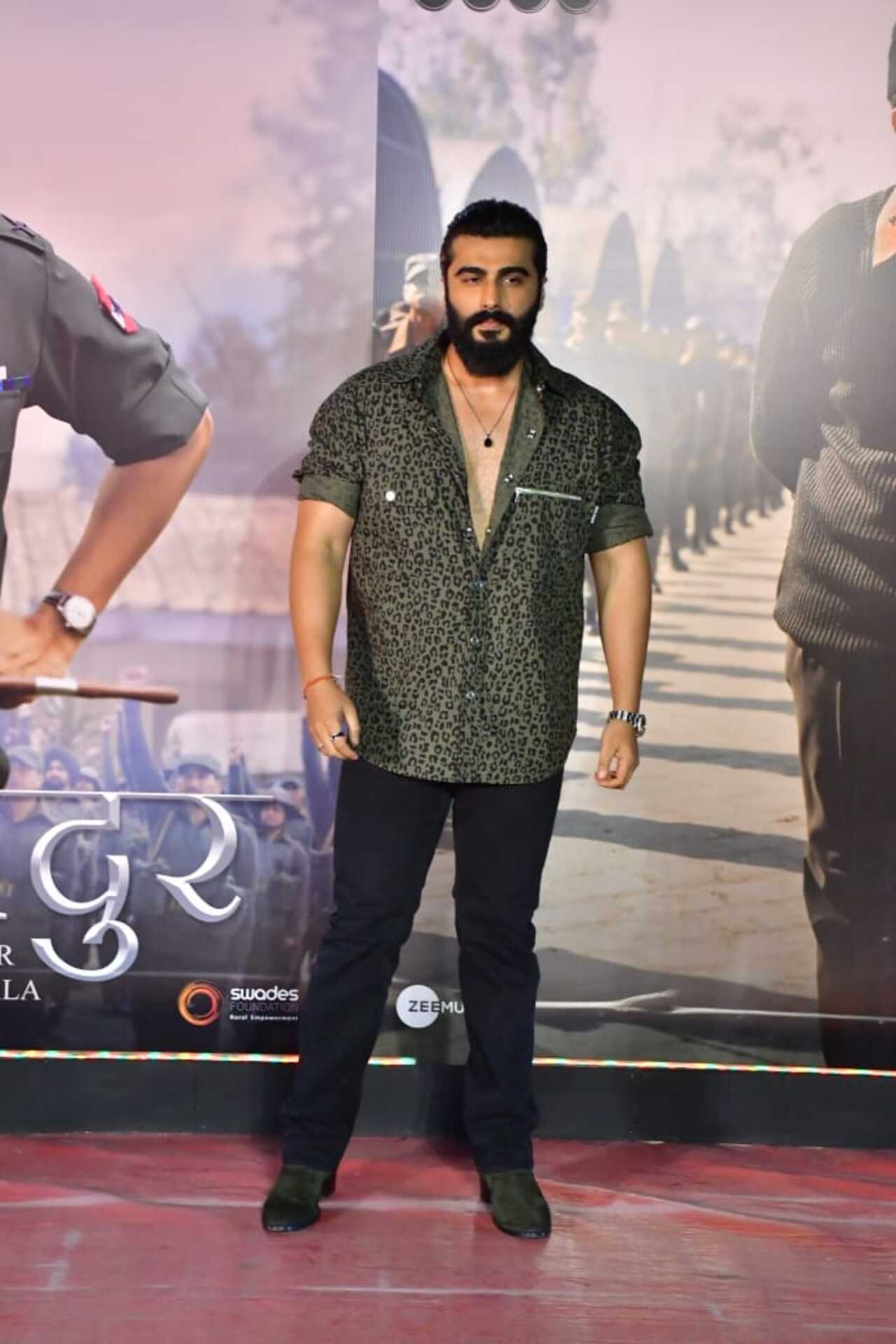 Arjun Kapoor wore a printed shirt to the premiere