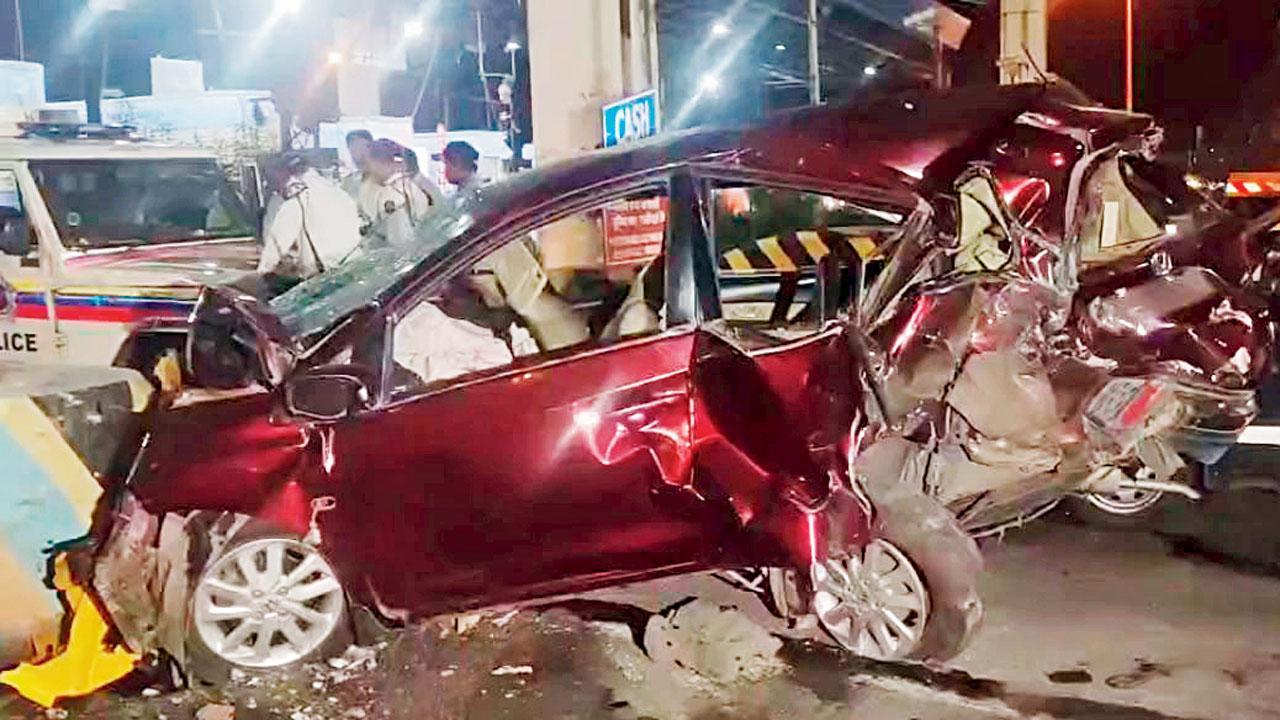 Mumbai: Driver trying to escape minor hit on Bandra-Worli sea link kills 3