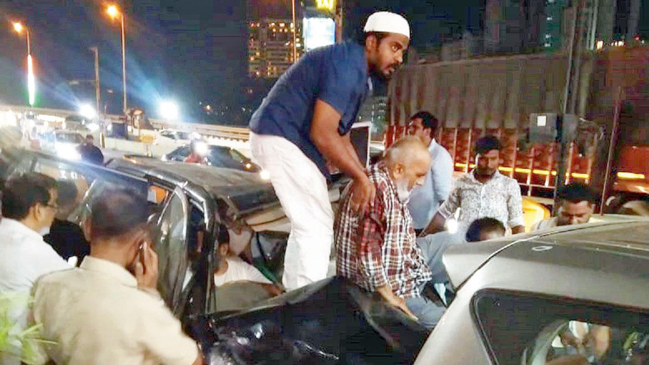 Cops and locals help rescue the injured