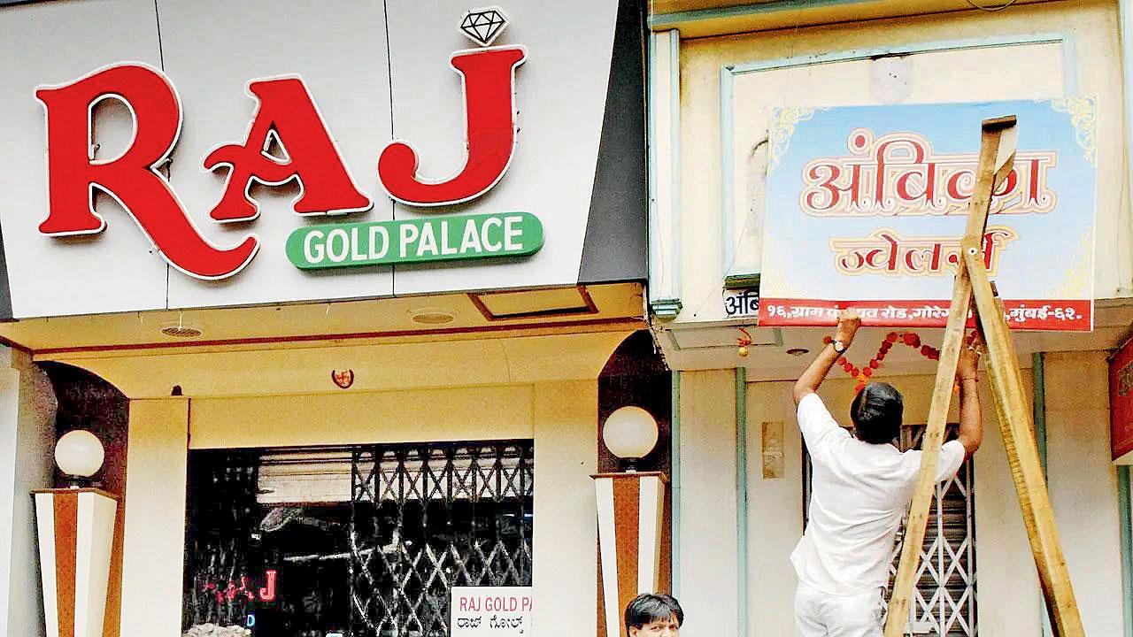Mumbai: Most shops across city ready with Marathi signboards