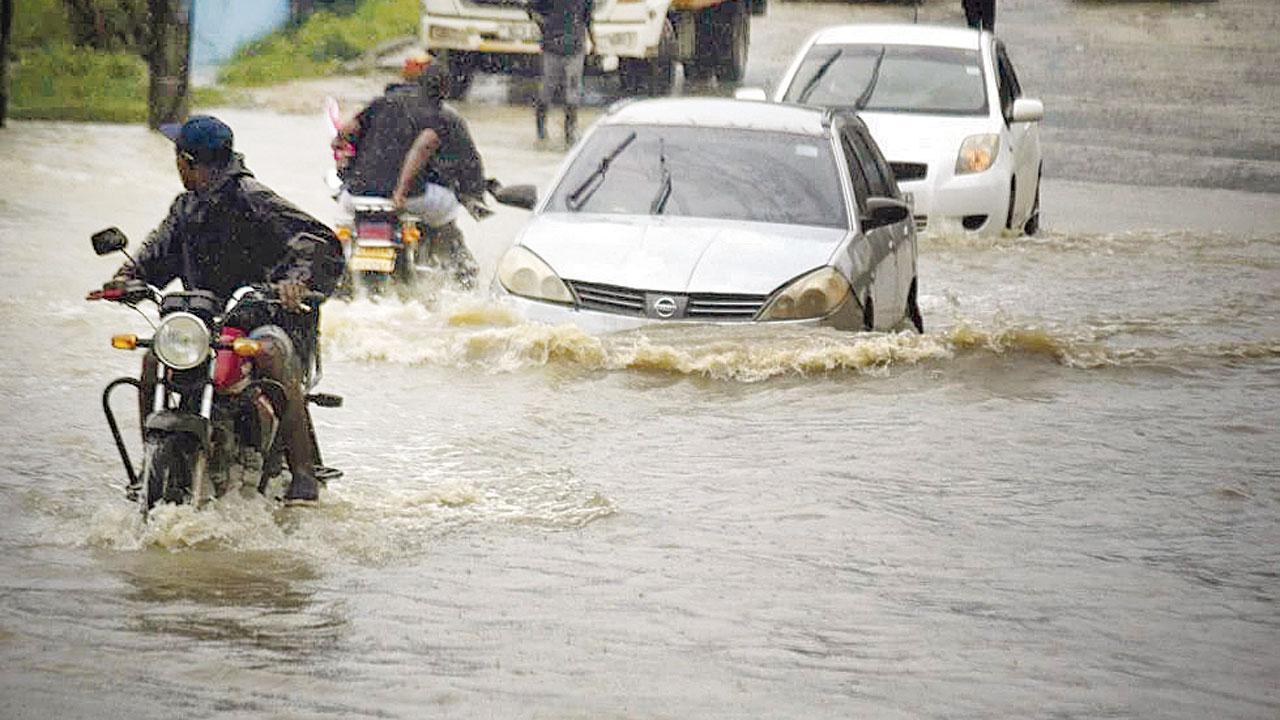 40 killed by flash floods in Kenya and Somalia