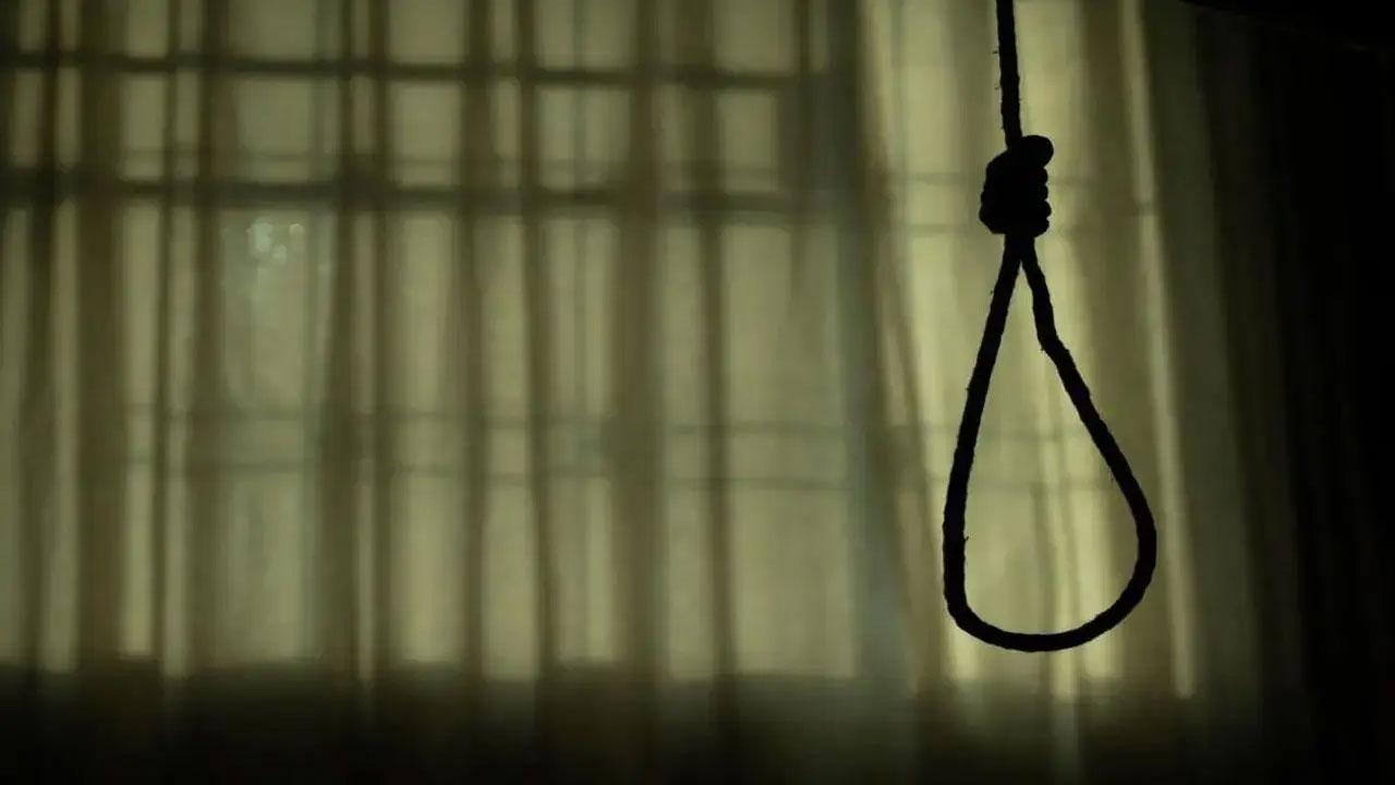 Mumbai: Four booked for abetting 25-year-old man’s suicide
