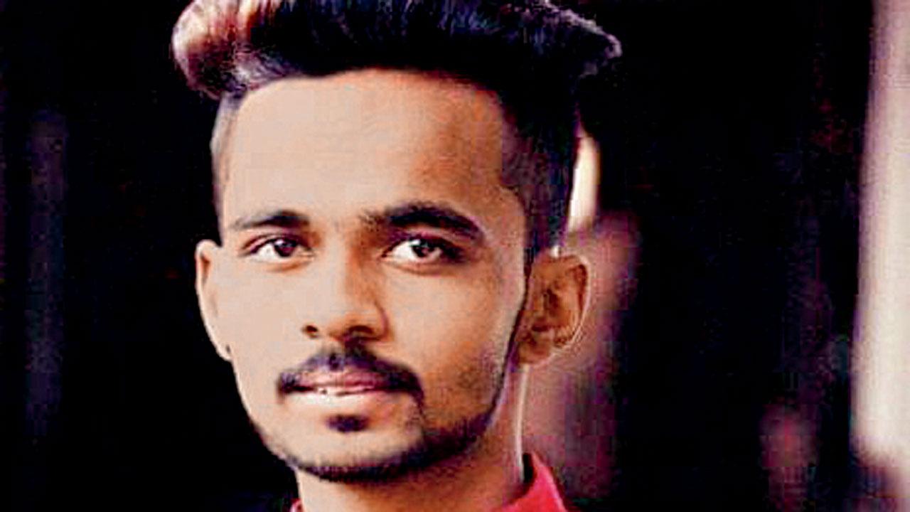The deceased, Suraj Bhalerao, was stabbed on the left side of his neck, back and armpit
