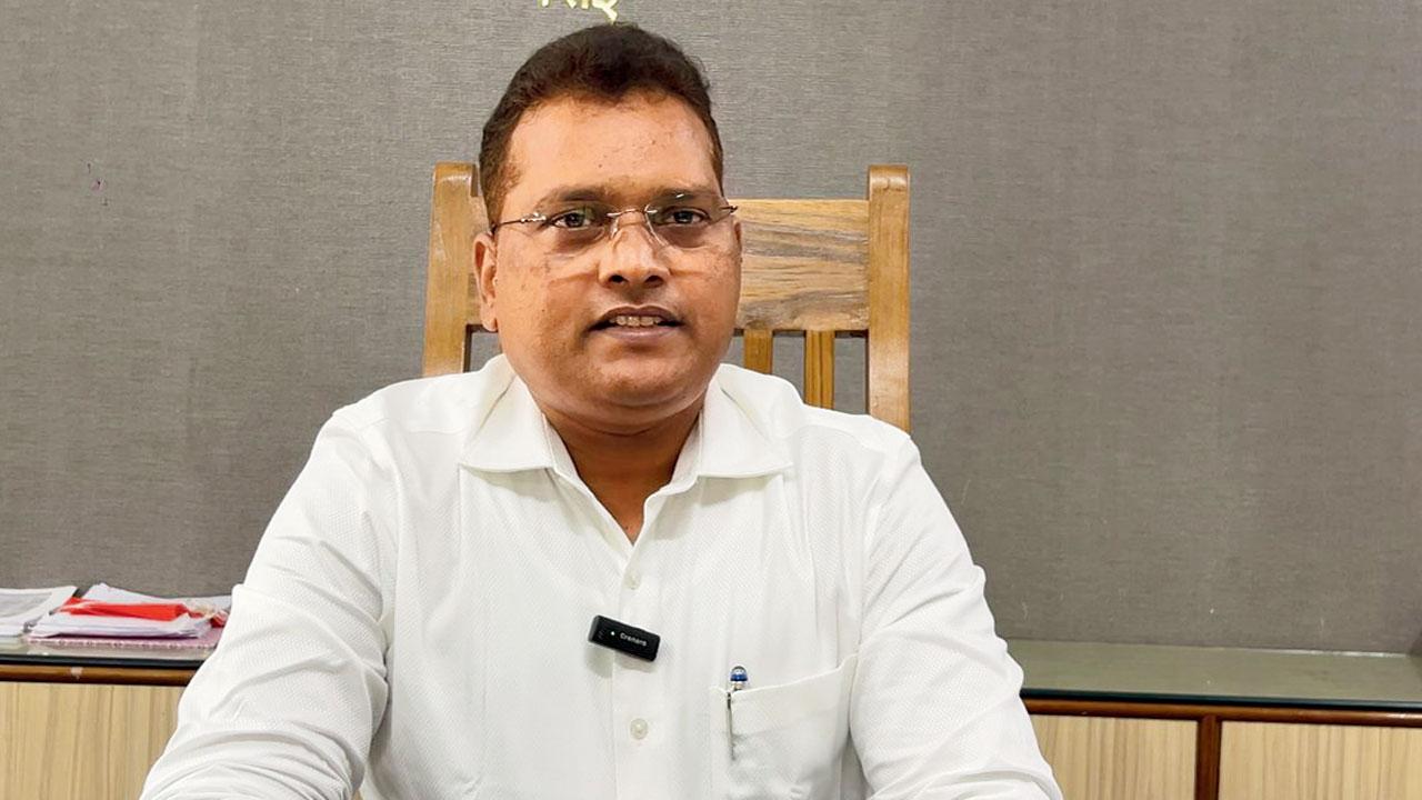 Avinash Koshti, tahsildar, Vasai taluka. Pics/ Hanif Patel