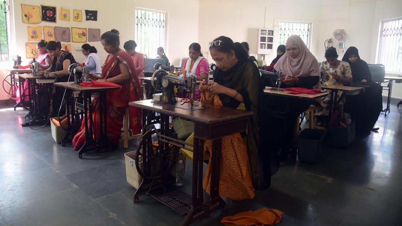 A tailoring class in session. Pic/Shadab Khan