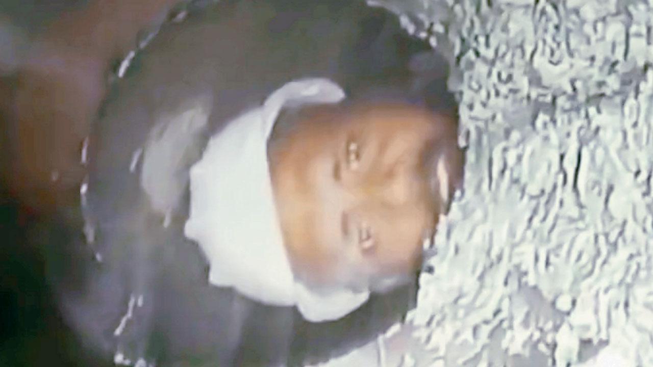Uttarakhand: Men trapped in tunnel come on camera