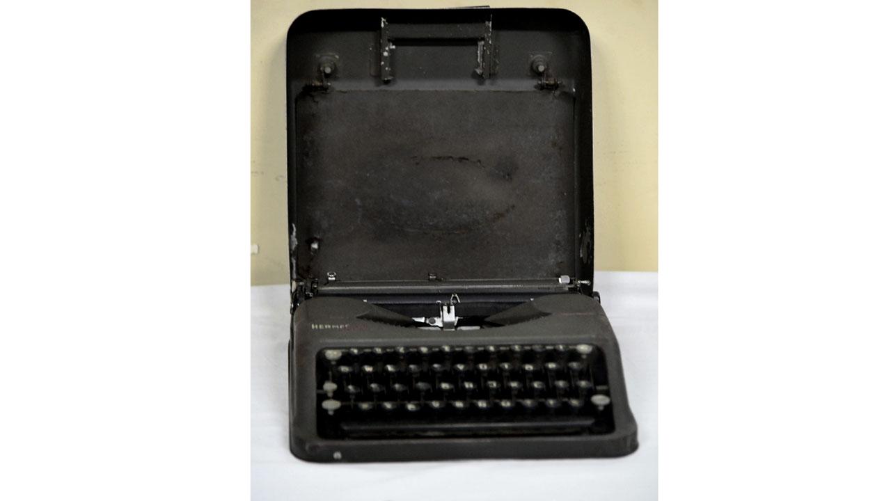 Dr Ali’s portable typewriter