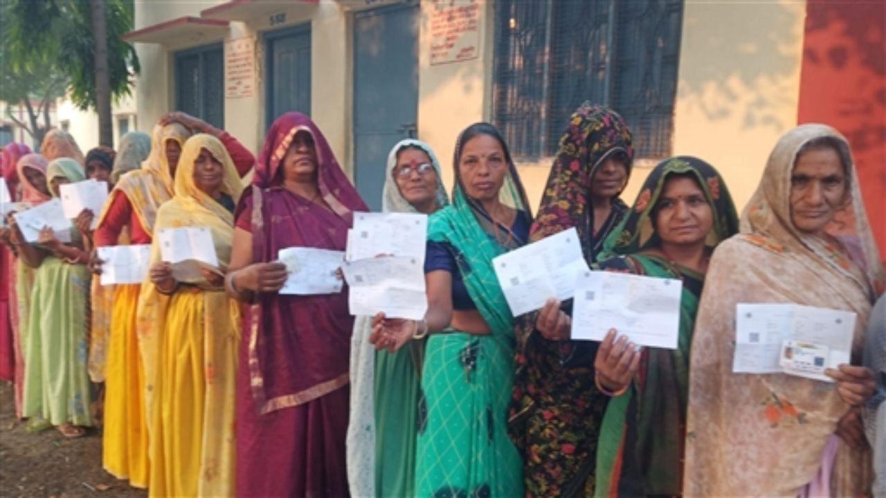 Voting in Madhya Pradesh: Polling begins, 2,533 in fray for 230 seats