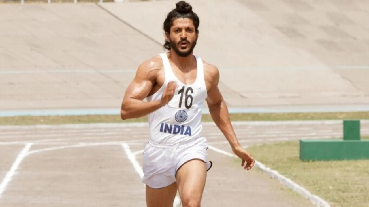 Reportedly, Farhan Akhtar did not charge any fees for his role as Milkha Singh in the film 'Bhaag Milkha Bhaag'