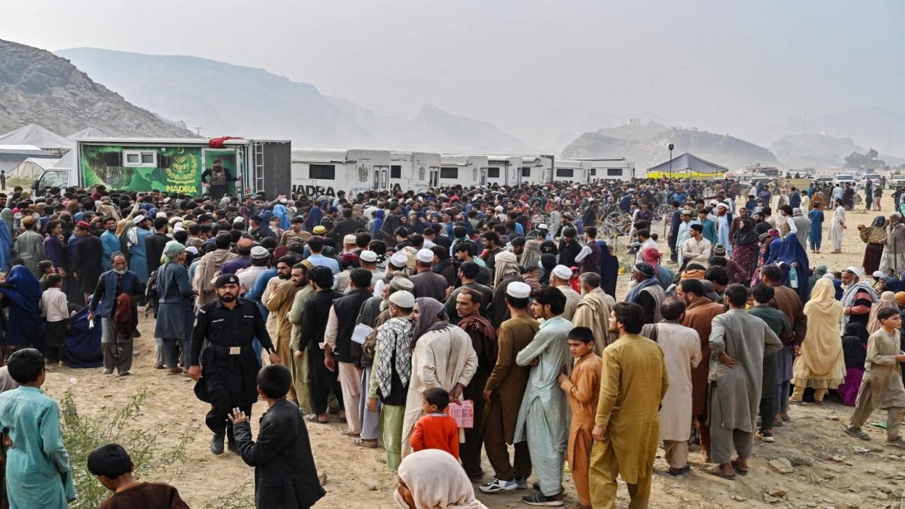 Pak's KPK province launches operation to evict illegal Afghans from Peshawar