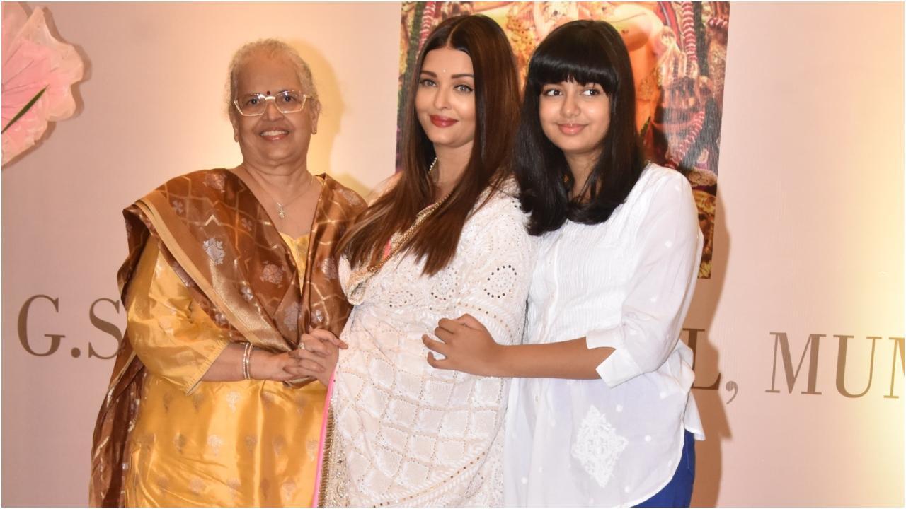 Spotted: Aishwarya Rai with Aaradhya  Entertainment Gallery News - The  Indian Express