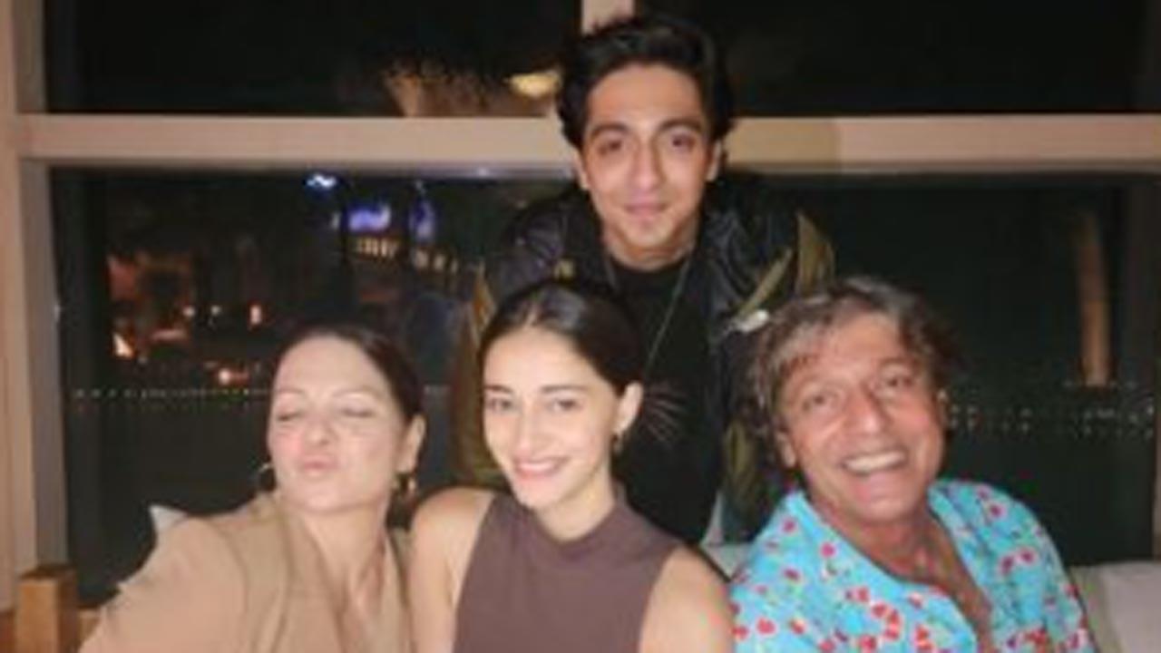 Ananya Panday shares picture with dad Chunky Panday, cousin Ahaan